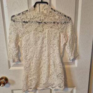 Suzy Shier Lace Blouse - Cream